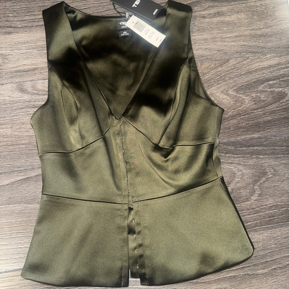 Aritzia Tops - NEW WITH TAGS Ten by Aritzia XS Olive Green Corset Sleeveless Top